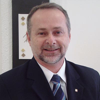 Dr. José Clovis Tomazzoni de Oliveira - Uniodonto do Brasil
