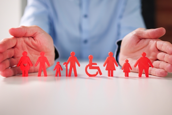 Quase metade das empresas brasileiras aplica metas de diversidade para a liderança