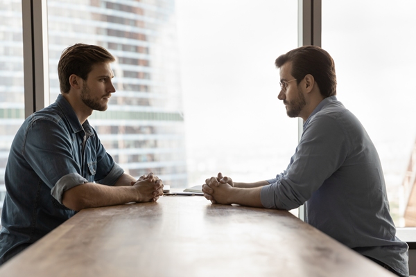 Mercado em silêncio: o que o quiet hiring revela sobre a resposta das empresas ao quiet quitting
