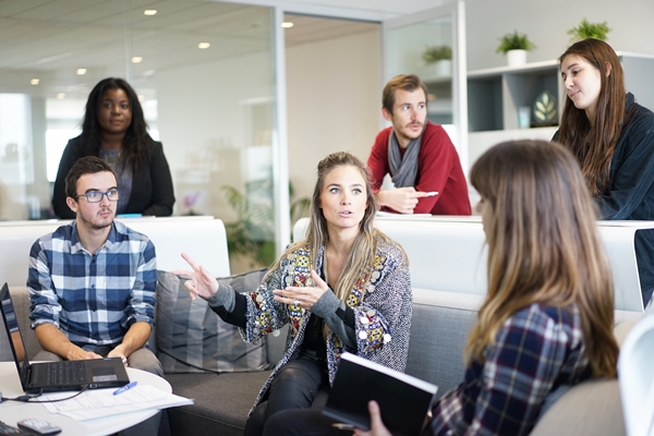 Promoção de filhos e parentes na empresa: essa atitude pode desmotivar colaboradores