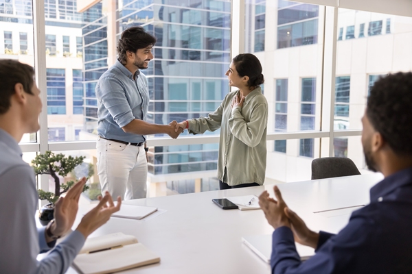 Imagem da matéria Contratar ou promover? Como evitar sobrecarga e preparar seu time para as habilidades do futuro