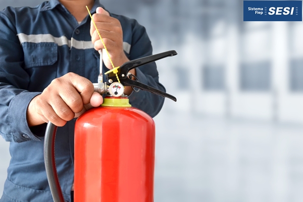 Toda empresa deve se proteger contra incêndios!
