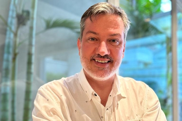 Arklok apresenta Victor de Alencastro Garcia como diretor de Gente e Gestão