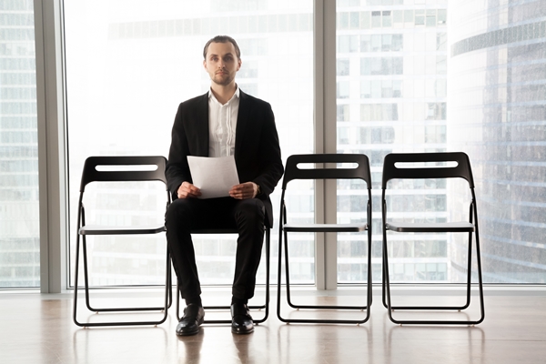 Quase 80% das empresas sinalizam dificuldades em contratar profissionais qualificados